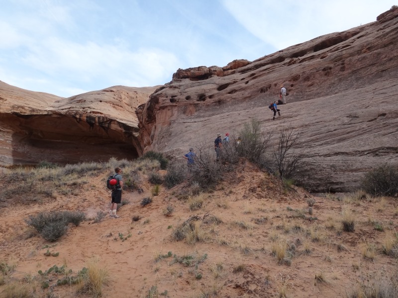 The first part of the climb out is an easy scramble up a slope followed by a 30 foot section of 5.5 climbing then a steep scramble to the top.