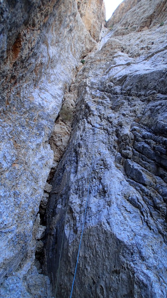 CliffsOfInsanity052 Luke-035