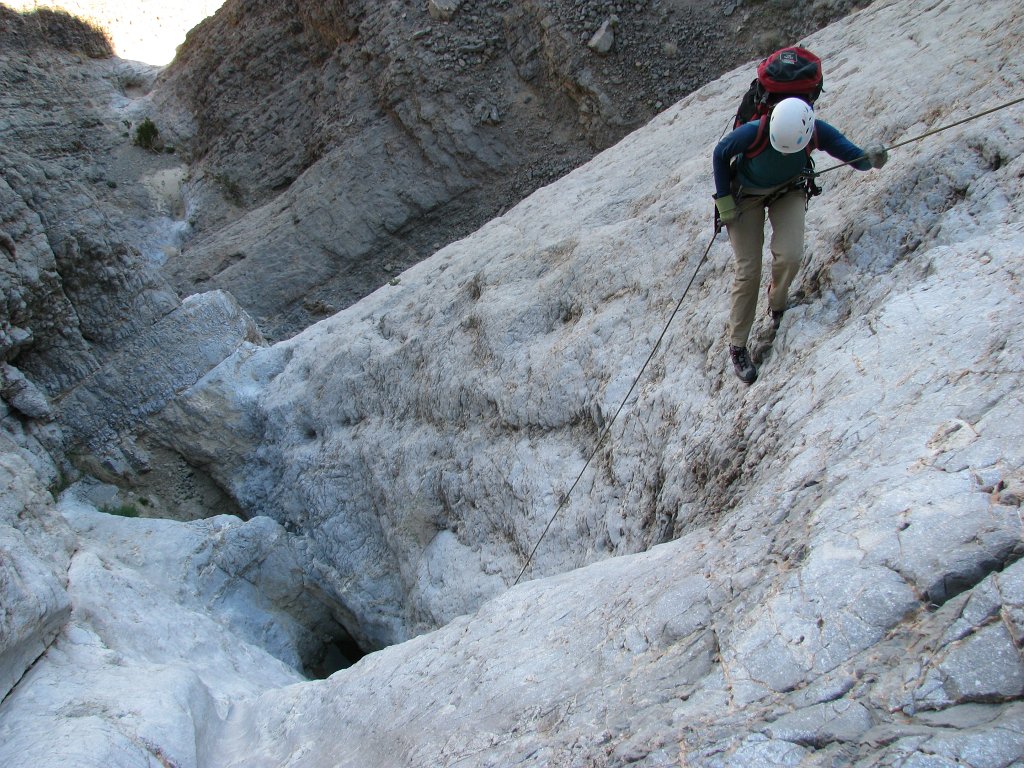 CliffsOfInsanity064 Mike-010
