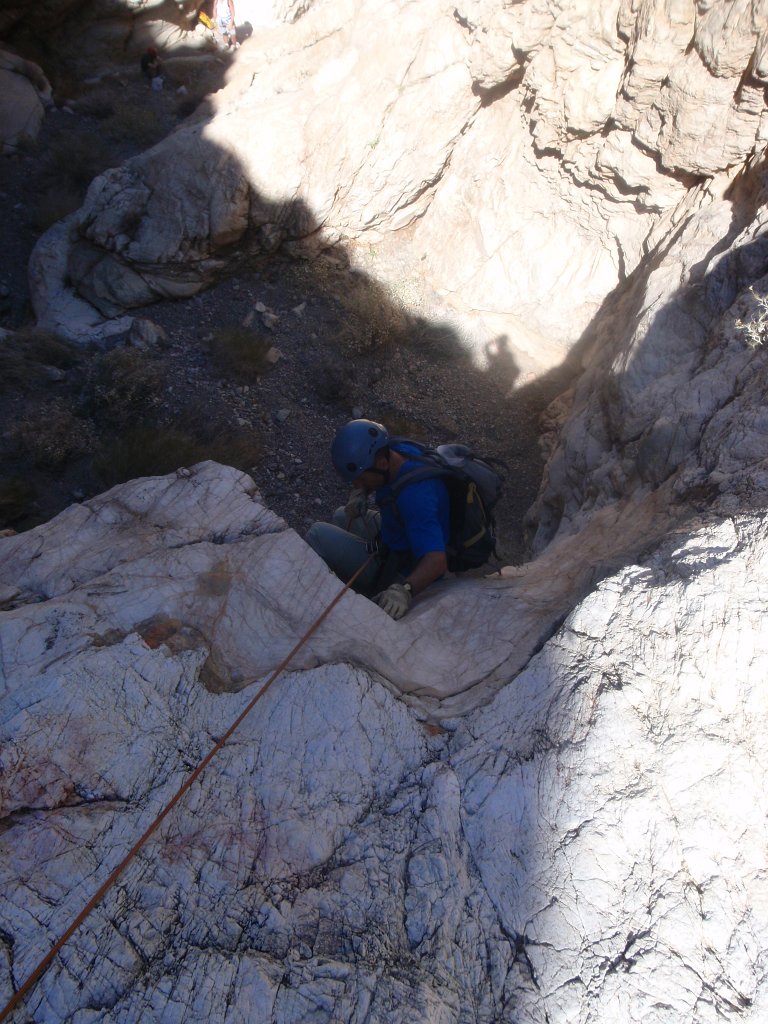 106 P2210689