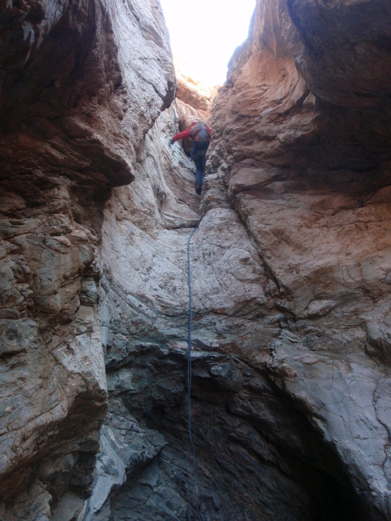 194 P2210856