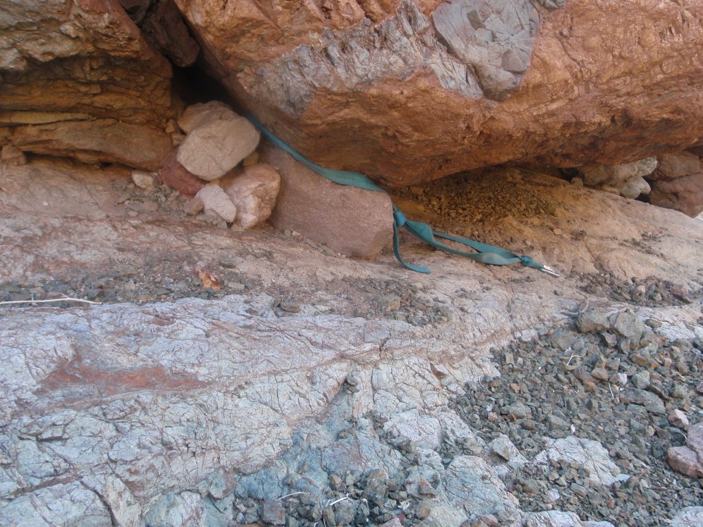 215 P2210891