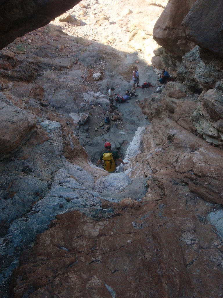 216 P2210892